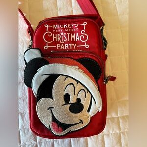 DISNEY Parks LUG 2024 Mickey's Very Merry Christmas Party Skeeter Crossbody